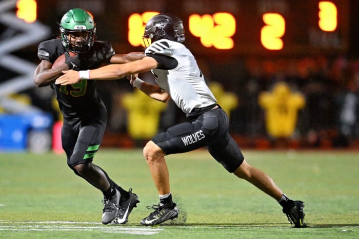 a West Linn Tualatin football Oregon October 5 2023 Leon Neuschwander 50